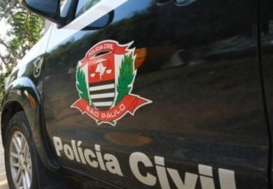 Homem é assassinado dentro de carro na zona rural de Canas Homem é assassinado dentro de carro na zona rural de Canas
