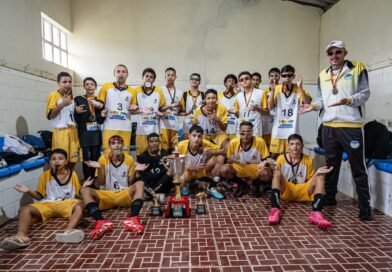 Lavrinhas é campeã da Copa Piquete de Futebol Sub-14