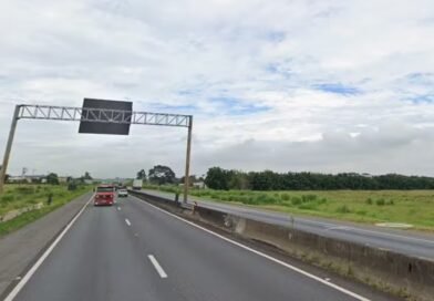 Jovem de 21 anos morre atropelada na Dutra, em Pindamonhangaba