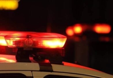 Jovem morre após ser baleado dentro de carro em Tremembé