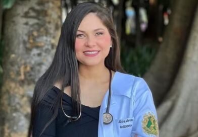 Militar morre após árvore cair sobre carro na Rodovia Oswaldo Cruz, em Taubaté