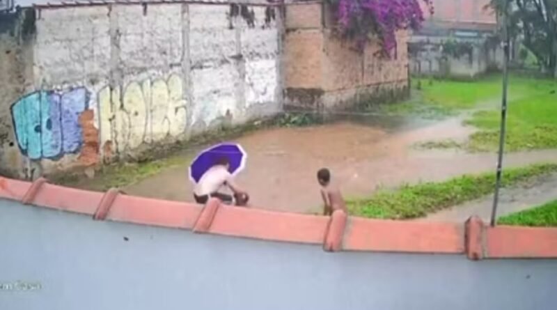 Criança é resgatada após ser arrastada por enxurrada em Pouso Alegre; outra segue desaparecida