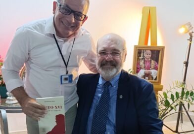 Coordenador da Rádio Vaticano visita a Canção Nova em Cachoeira Paulista