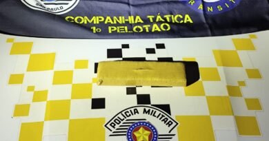 Homem é preso com “tijolo” de 1 kg de maconha no Itagaçaba em Cruzeiro