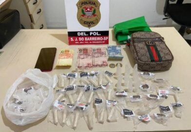 Homem é preso por violência doméstica e tráfico de drogas em São José do Barreiro