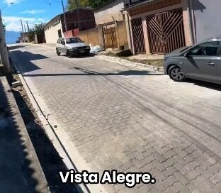Prefeito acompanha obras de pavimentação no bairro Itagaçaba em Cruzeiro