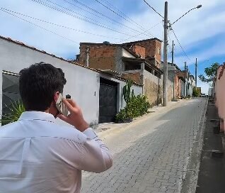 Prefeitura de Cruzeiro conclui obra de calçamento na Viela no Pontilhão