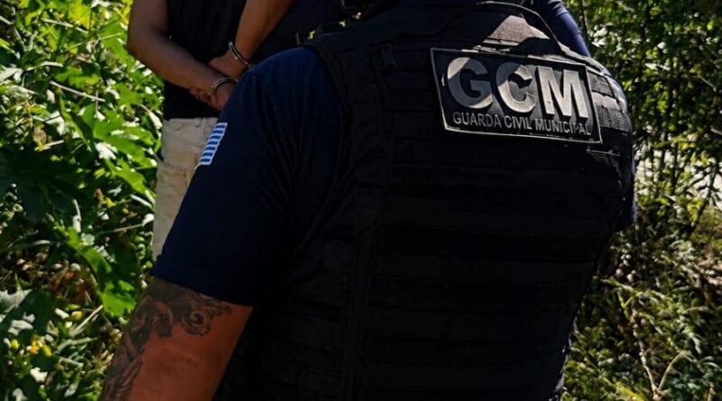 Foragido do sistema prisional é recapturado pela GCM em Cruzeiro