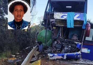 Sobe para três o número de mortos em acidente entre ônibus e caminhão a caminho de Aparecida