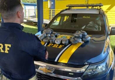 PRF apreende mais de 20 quilos de haxixe e prende homem por tráfico em Lavrinhas