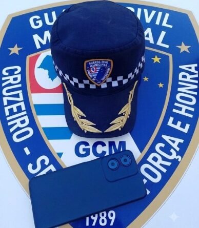 Mulher é presa após furtar celular na região central de Cruzeiro