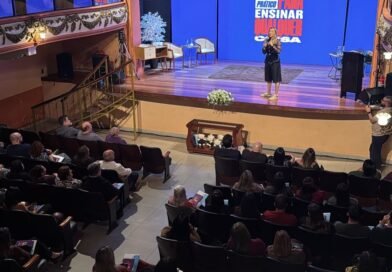 Prefeitura de Cruzeiro lança plataforma digital para modernizar a rede municipal de ensino