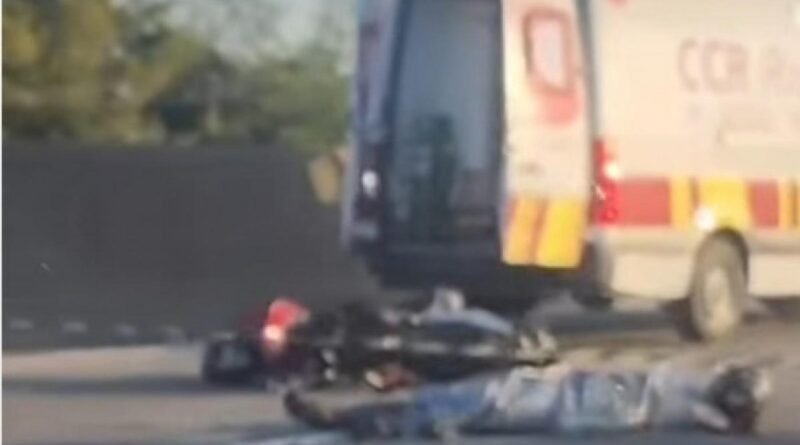Motociclista morre após colisão com caminhão na Via Dutra, em Pindamonhangaba