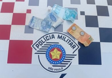 Homem é detido com cocaína e dinheiro em Arapeí