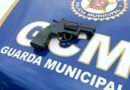 Adolescente é apreendido com simulacro de arma de fogo em praça da Bíblia em Cruzeiro