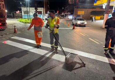 Prefeitura de Cruzeiro revitaliza sinalização e faixas de pedestres