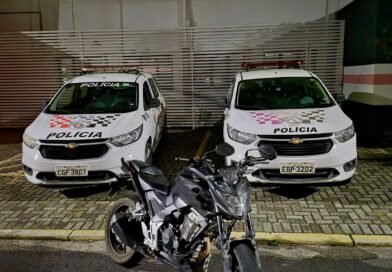 Motocicleta furtada é recuperada pela polícia após perseguição em Cachoeira Paulista