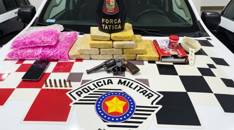 Homem é preso com mais de 10 quilos de cocaína e arma em Cachoeira Paulista