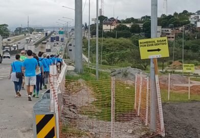 PRF alerta romeiros sobre riscos na Rodovia Presidente Dutra