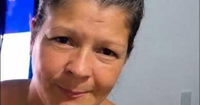 Mulher morta em acidente entre carro e carroça é sepultada em Cruzeiro