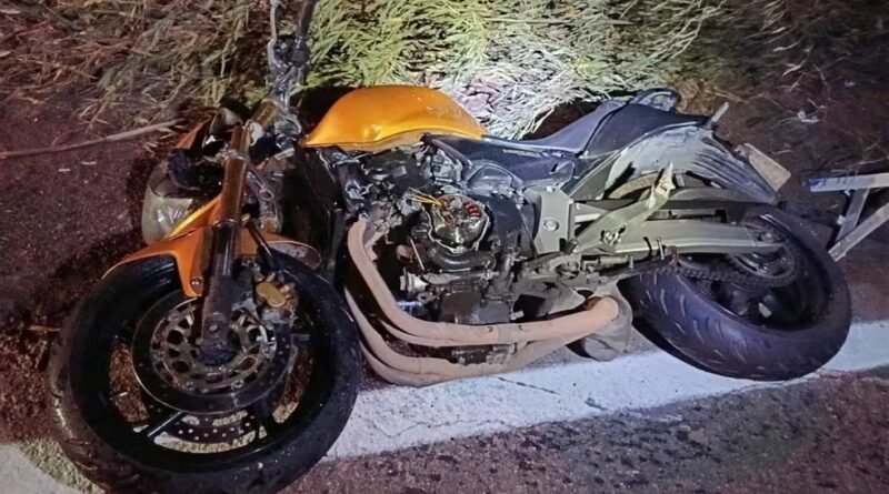 Motociclista de 28 anos morre após colisão com caminhão em Pouso Alegre