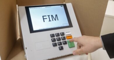 Cruzeiro registra troca de urna eletrônica durante o segundo turno das Eleições 2026